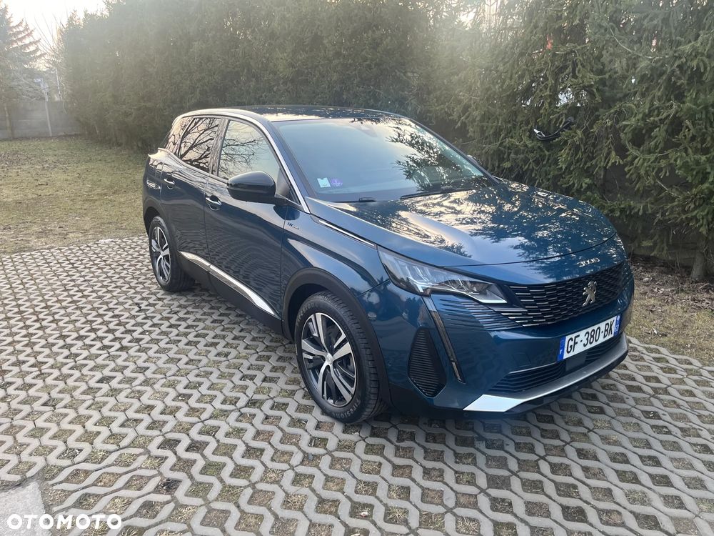 Peugeot 3008 1.6 PureTech HYbrid Allure S&S EAT8 - 5