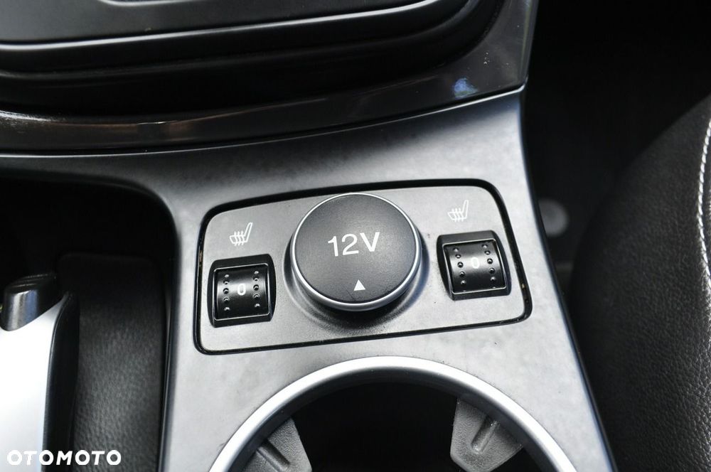 Ford Kuga - 18