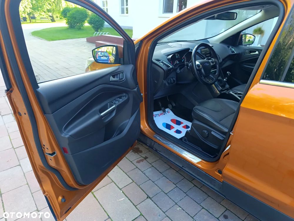 Ford Kuga 2.0 TDCi 4x4 Titanium - 22
