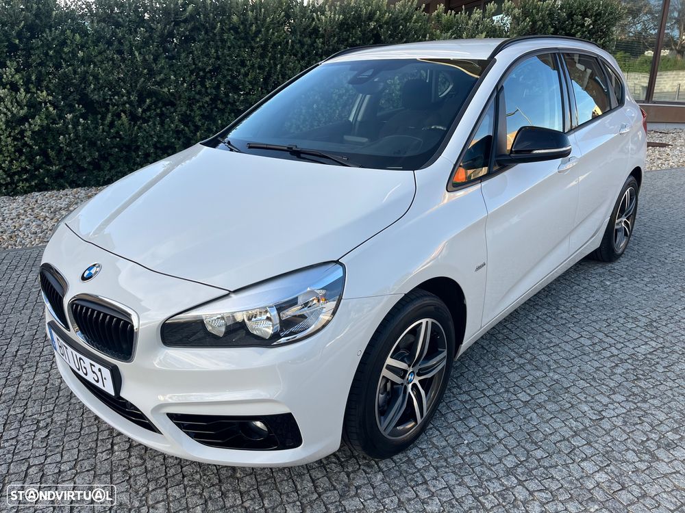 BMW 218 Active Tourer i Sport Line - 1