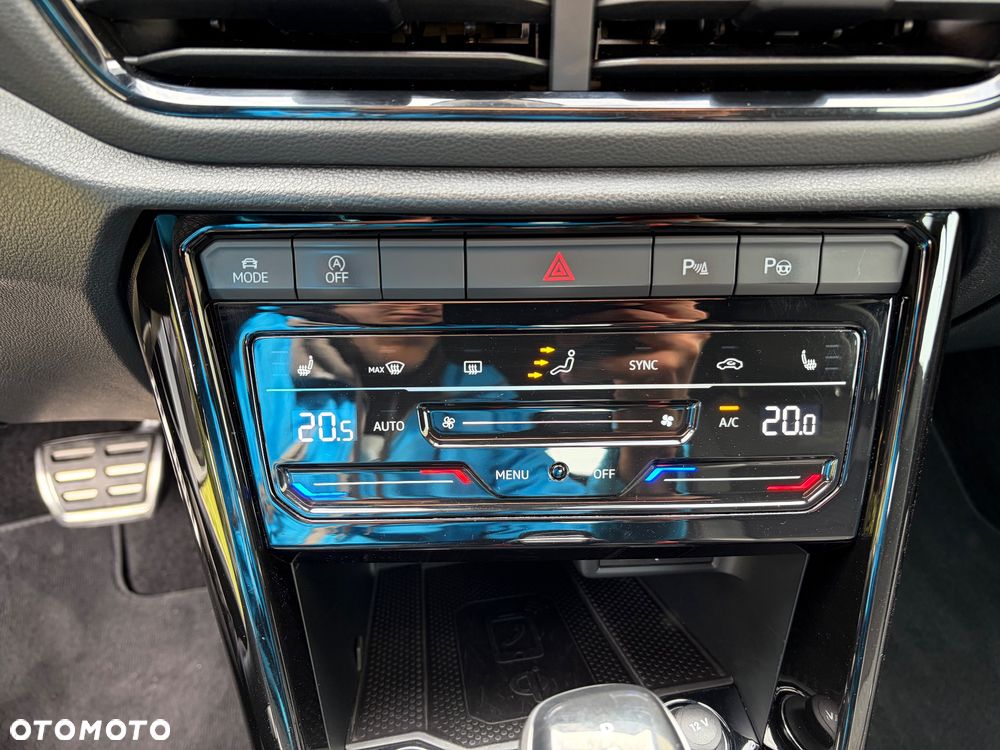 Volkswagen T-Roc 1.5 TSI R-Line DSG - 33