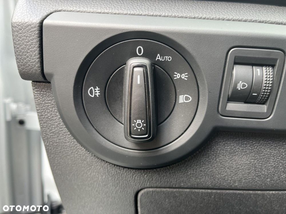 Volkswagen T-Cross 1.0 TSI Life DSG - 28