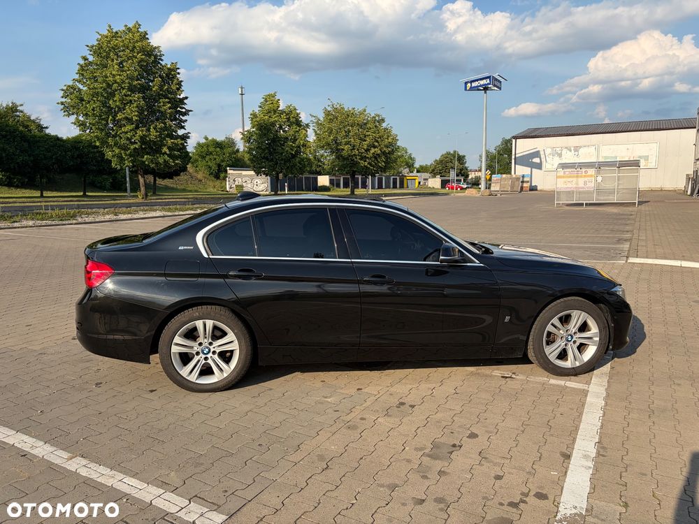 BMW Seria 3 330e iPerformance Sport Line - 8