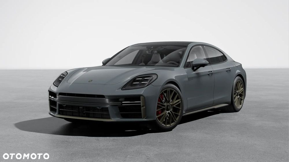 Porsche Panamera - 1