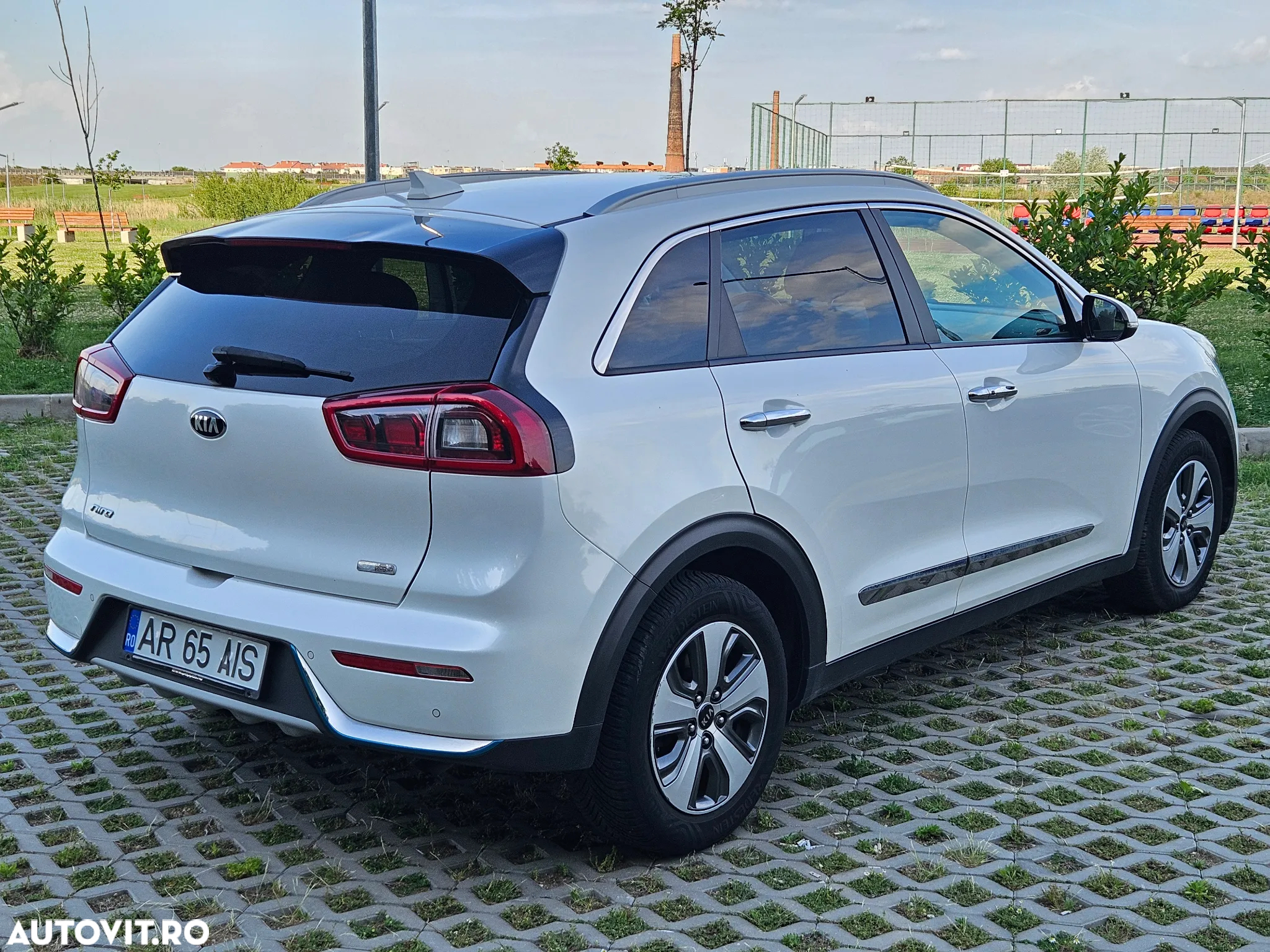 Kia Niro 1.6 GDI 6DCT PHEV Premium - 6