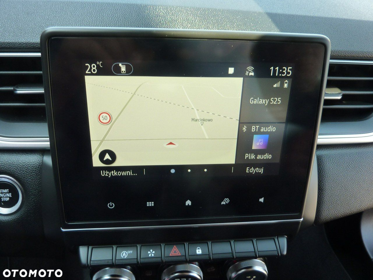 Renault Captur - 19