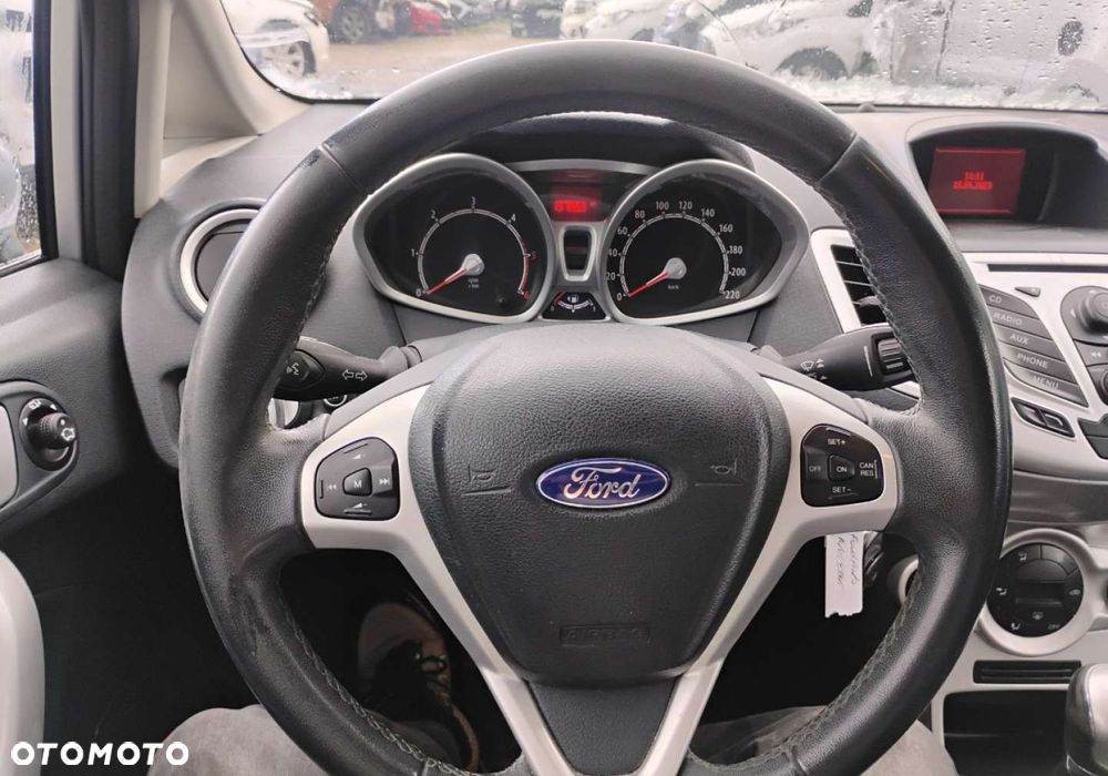 Ford Fiesta - 14