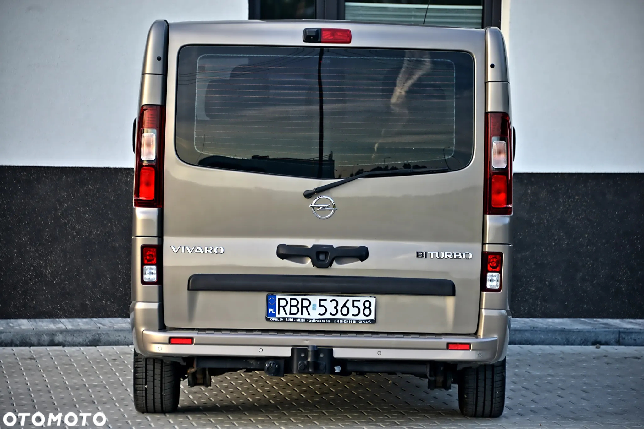 Opel Vivaro - 16