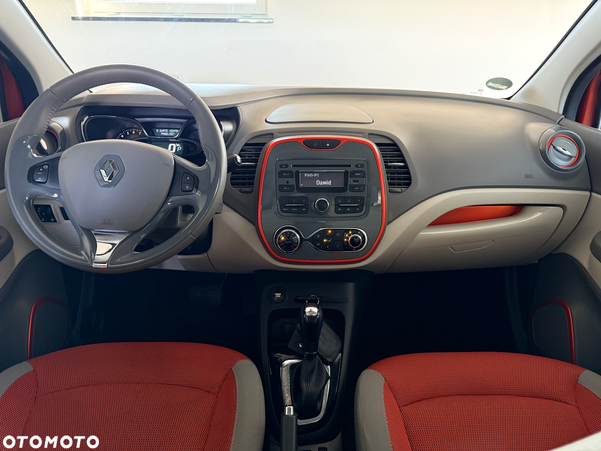 Renault Captur ENERGY TCe 120 EDC LIMITED - 16