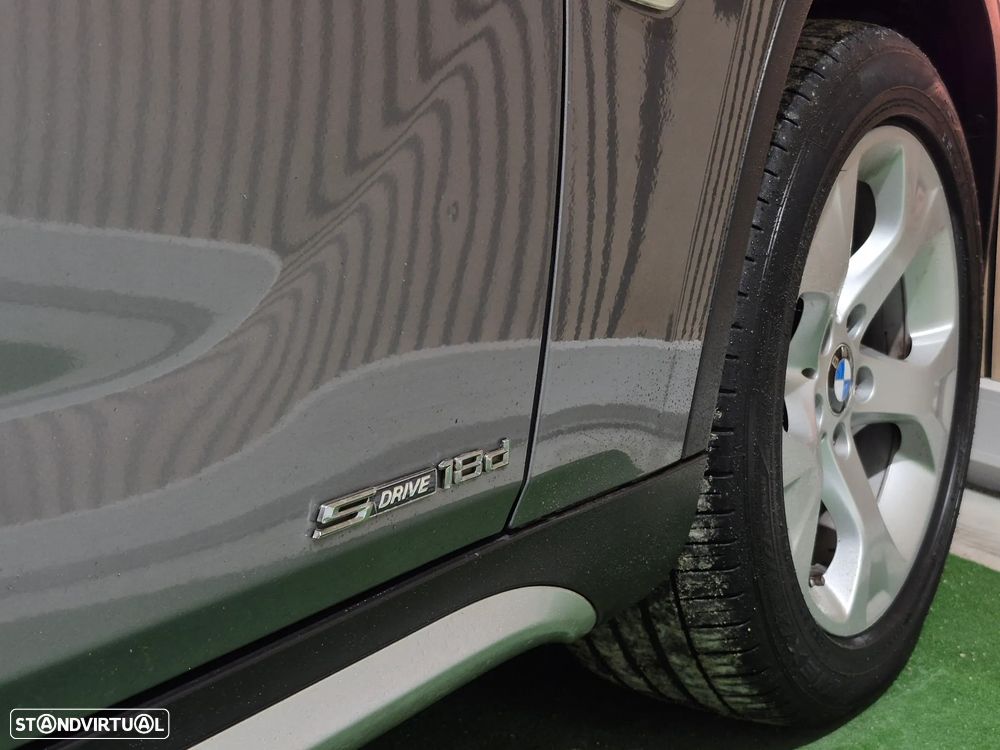 BMW X1 18 d sDrive - 29