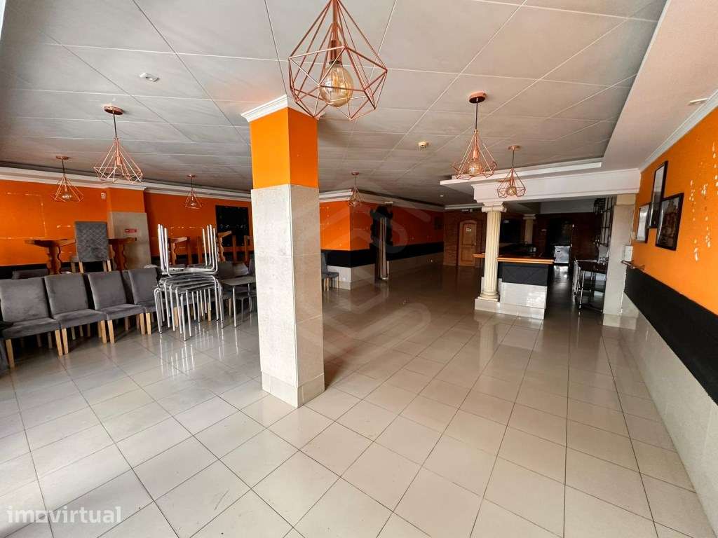 Loja destinada a comércio localizada em zona pedonal de grande aflu... - Grande imagem: 4/15