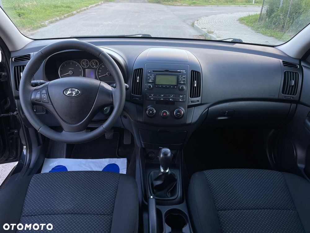 Hyundai i30 i30cw 1.6 CRDi blue Classic - 10