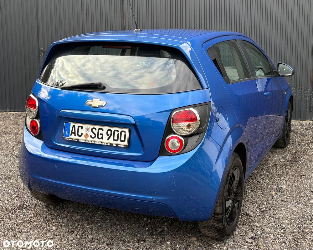 Chevrolet Aveo 1.4 LT - 11