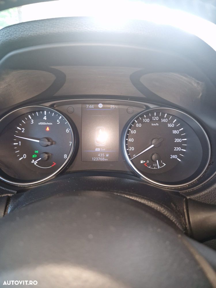 Nissan Qashqai 1.3 157CP 2WD N-Connecta - 11