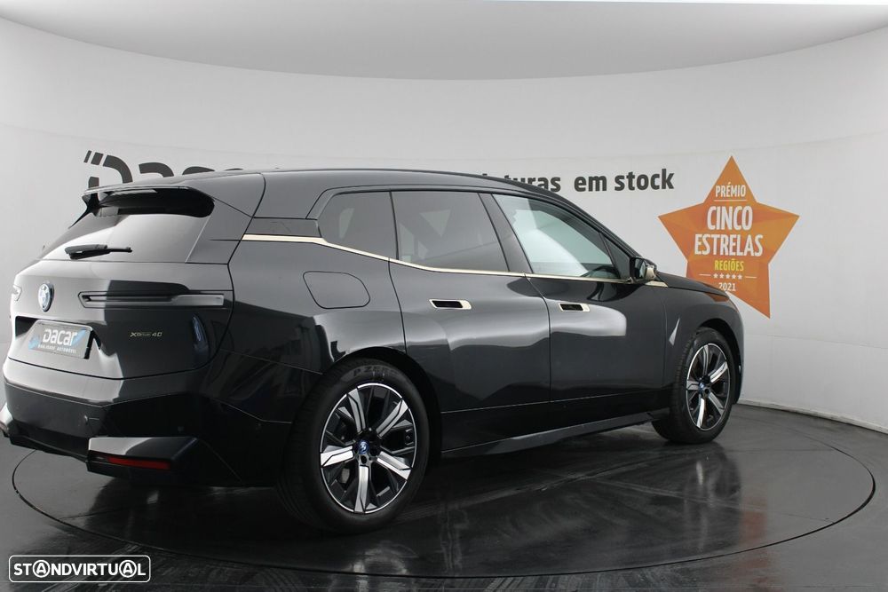 BMW iX xDrive 40 Pack Desportivo - 6