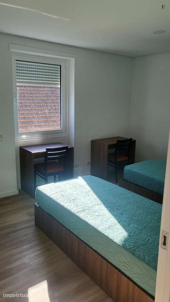 Quarto - localizado em Águas Santas Porto - Grande imagem: 5/11