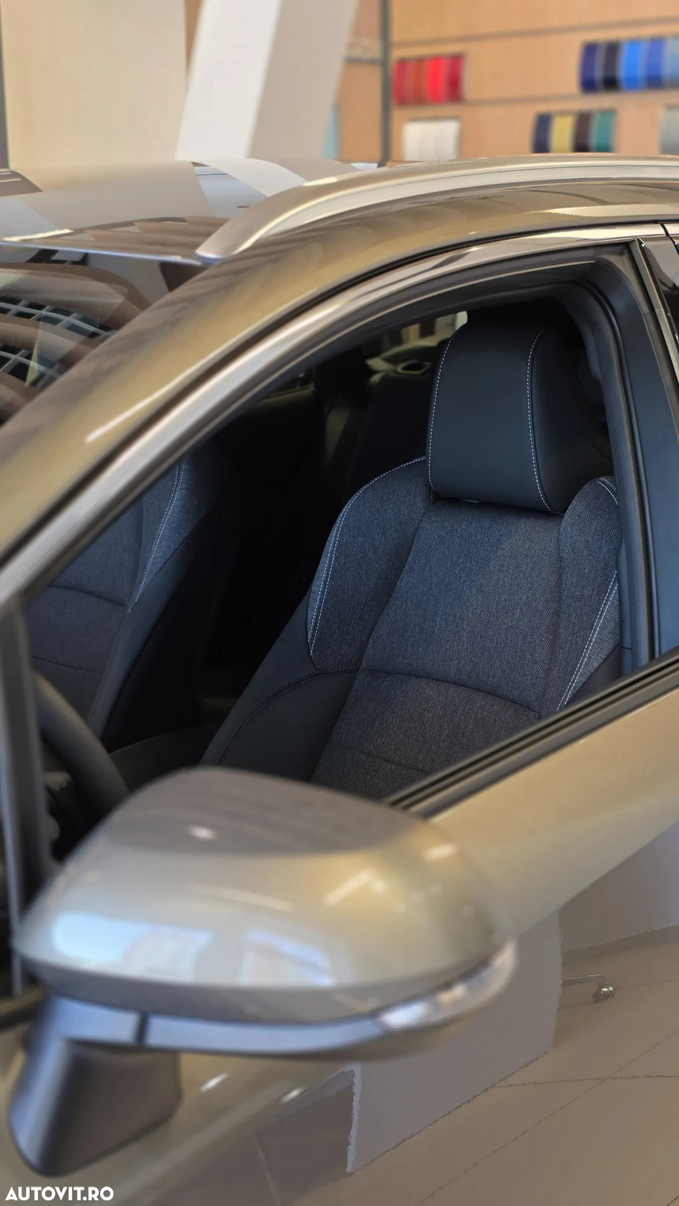 Toyota Corolla 1.8 HSD Dynamic - 3