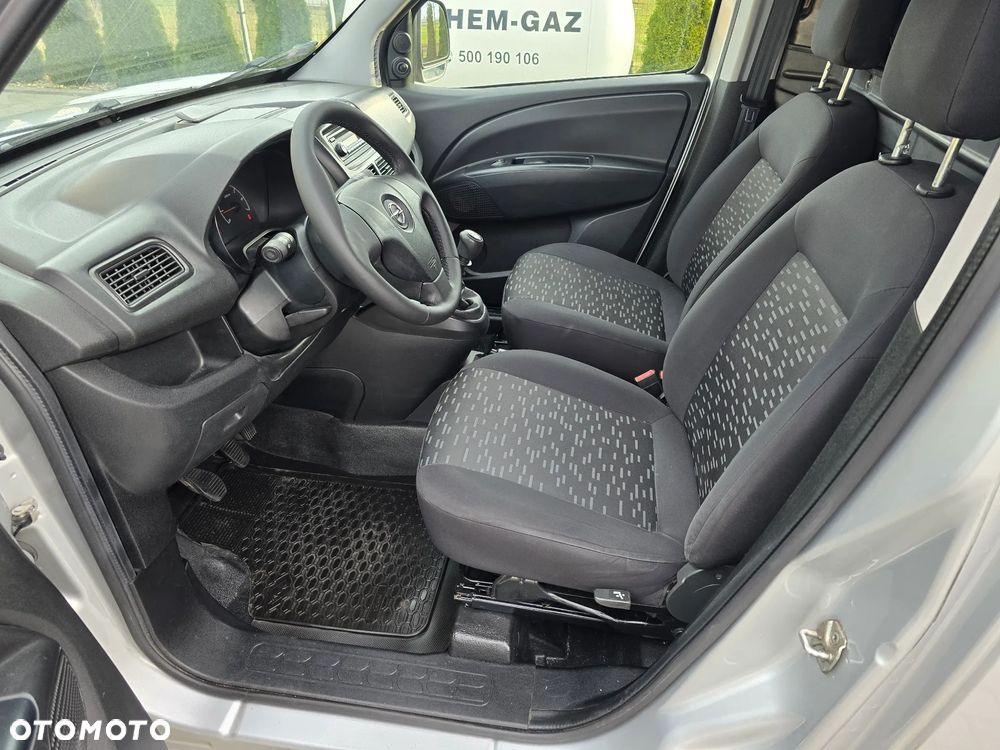 Opel Combo - 7