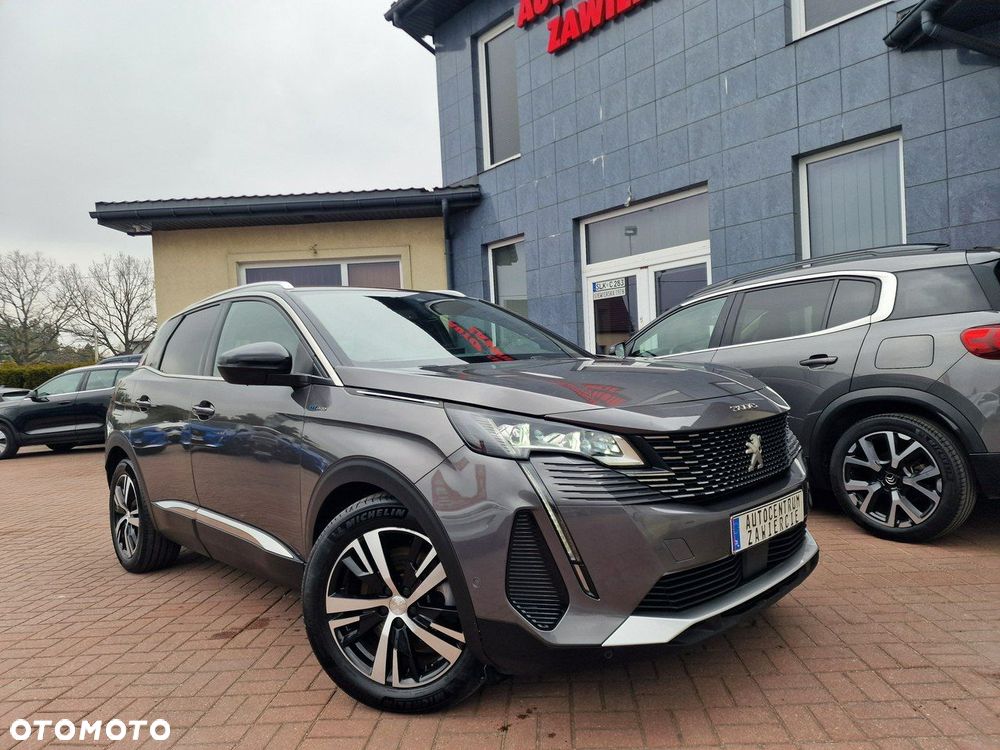 Peugeot 3008 1.6 PureTech HYbrid GT Line S&S EAT8 - 5