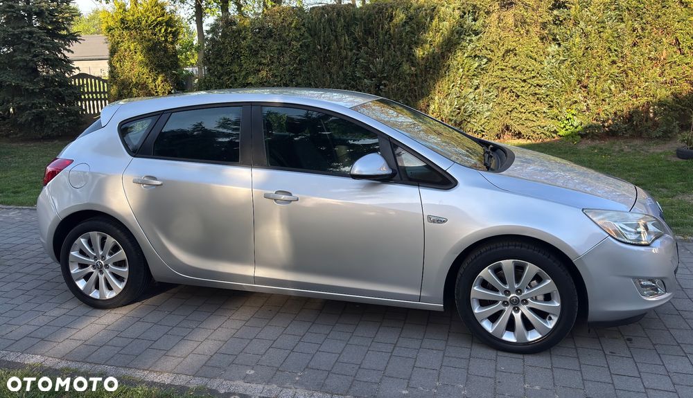 Opel Astra 1.6 Innovation - 16