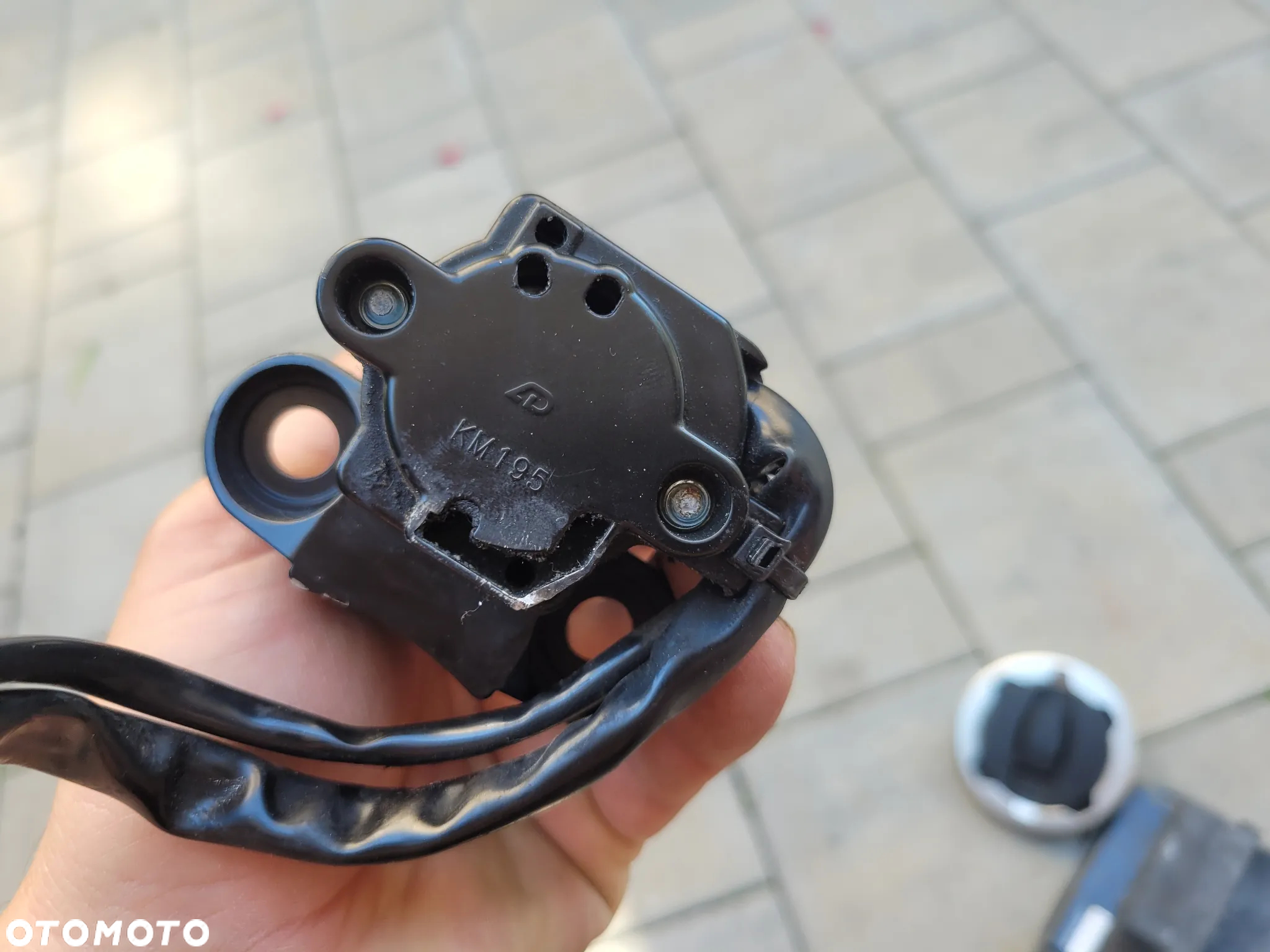 Stacyjka, moduł, korek wlewu paliwa Kawasaki Z900 2018 - 7
