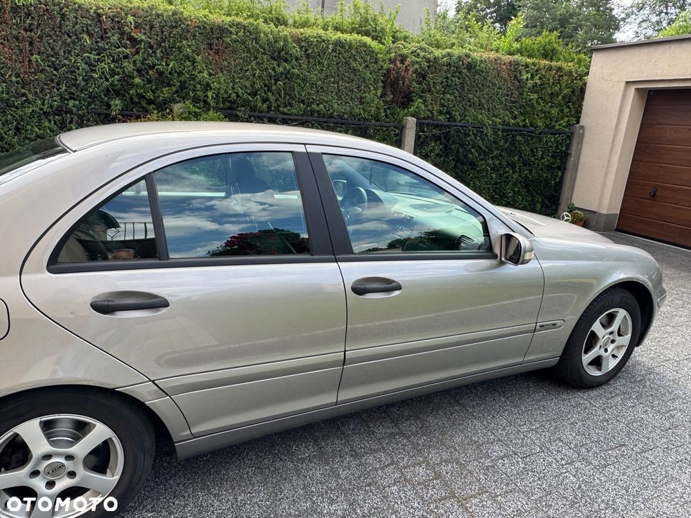 Mercedes-Benz Klasa C 220 CDI Classic - 2