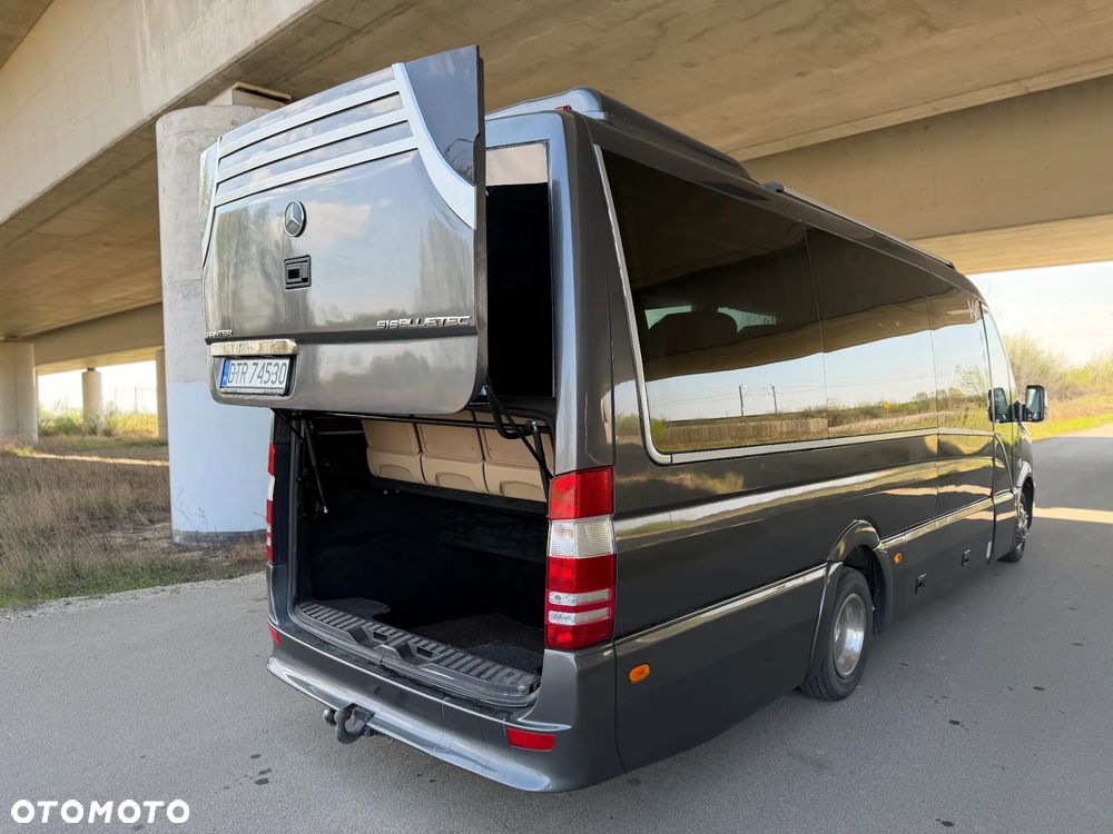 Mercedes-Benz Sprinter - 10