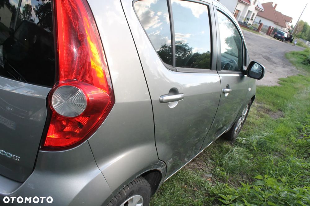 Opel Agila 1.0 - 4