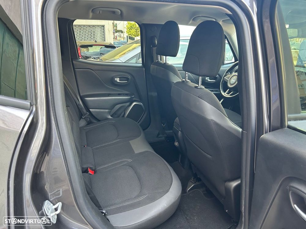 Jeep Renegade 1.0 T Limited - 21