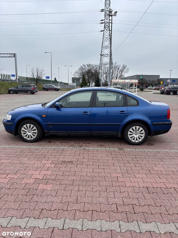 Volkswagen Passat - 7