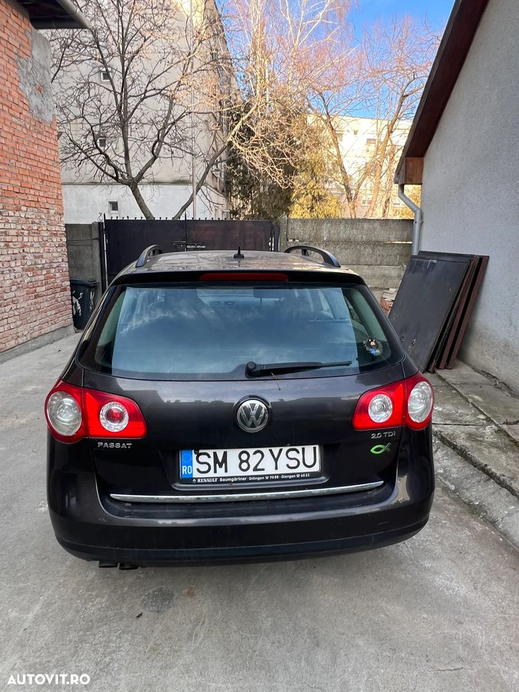 Volkswagen Passat 2.0 TDI DPF Comfortline - 2