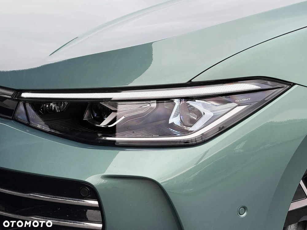 Volkswagen Passat Variant 2.0 TDI SCR DSG Elegance - 7