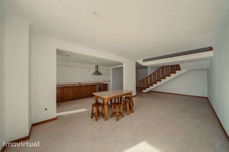 Apartamento T2 duplex Pacos de Ferreira - Grande imagem: 2/8