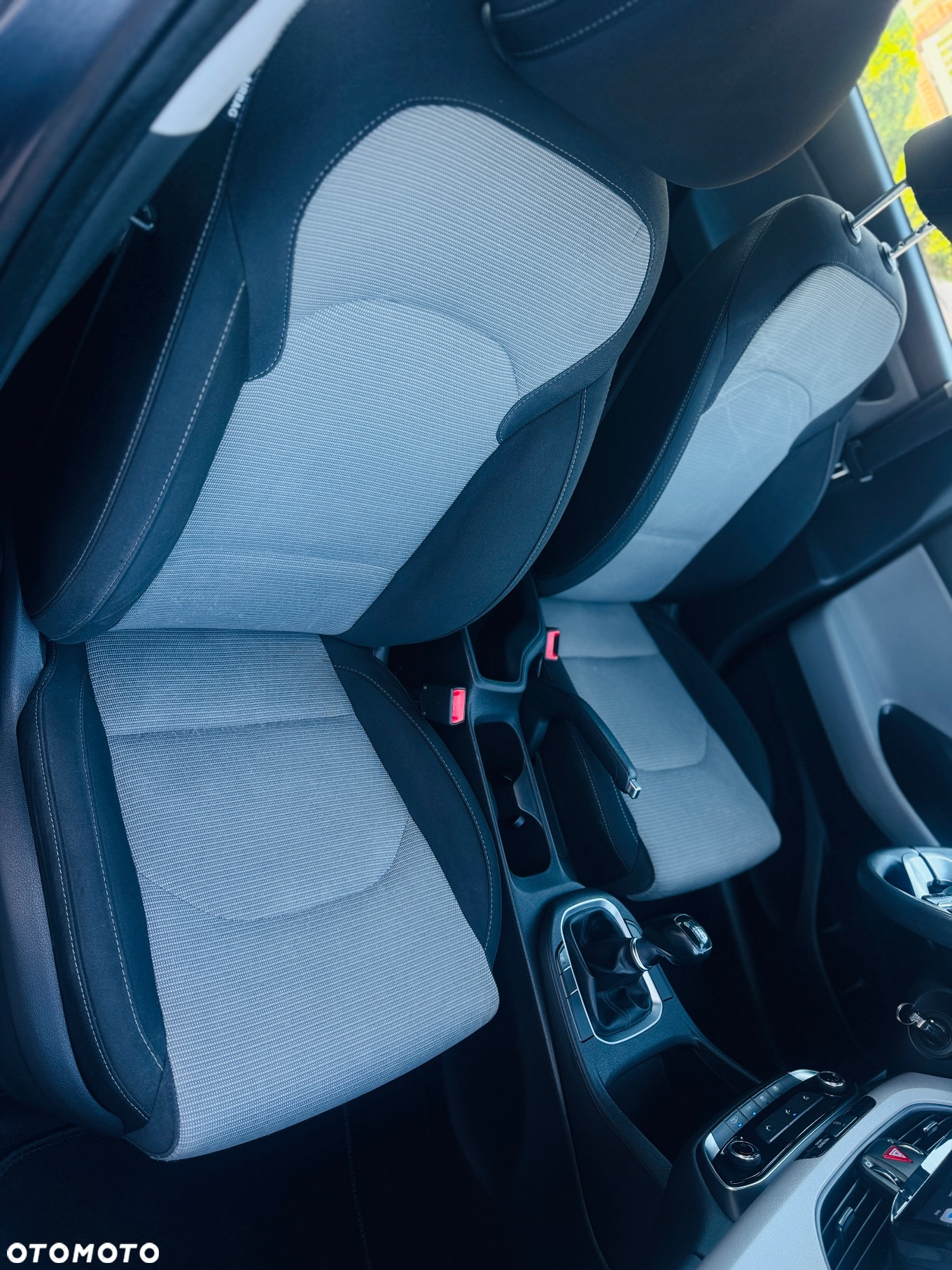 Hyundai i30 1.4 Premiere Comfort - 11