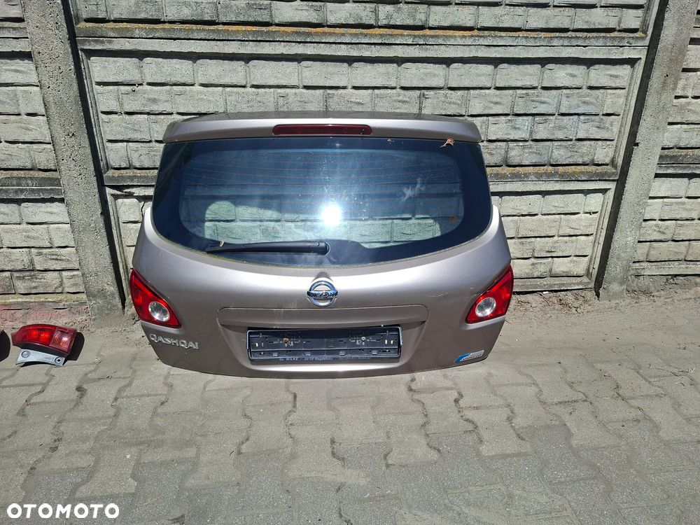 NISSAN QASHQAI 1  klapa kolor   C30 - 1