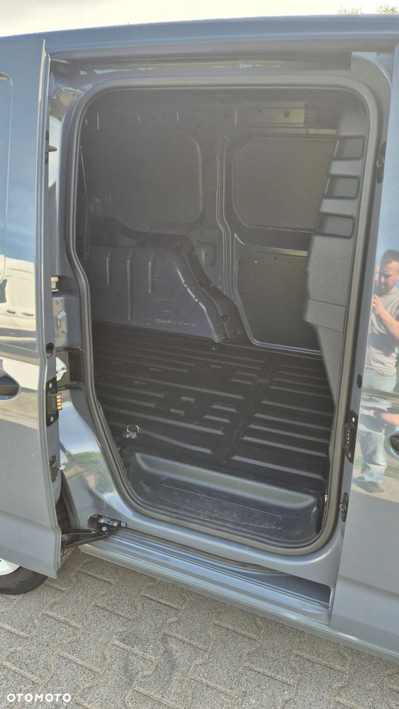 Volkswagen Caddy - 13