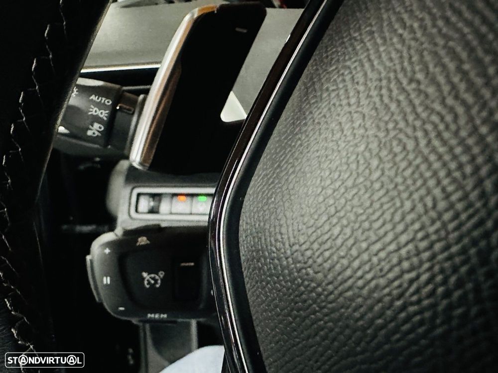 Peugeot 5008 1.2 PureTech Allure Pack EAT8 - 20