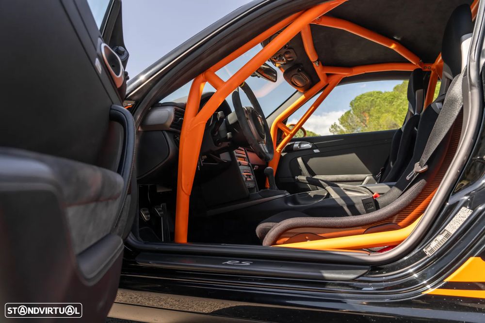 Porsche 911 (997) GT3 RS - 12