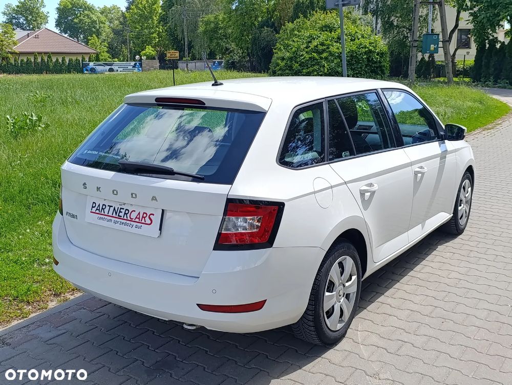 Skoda Fabia 1.0 Ambition - 5