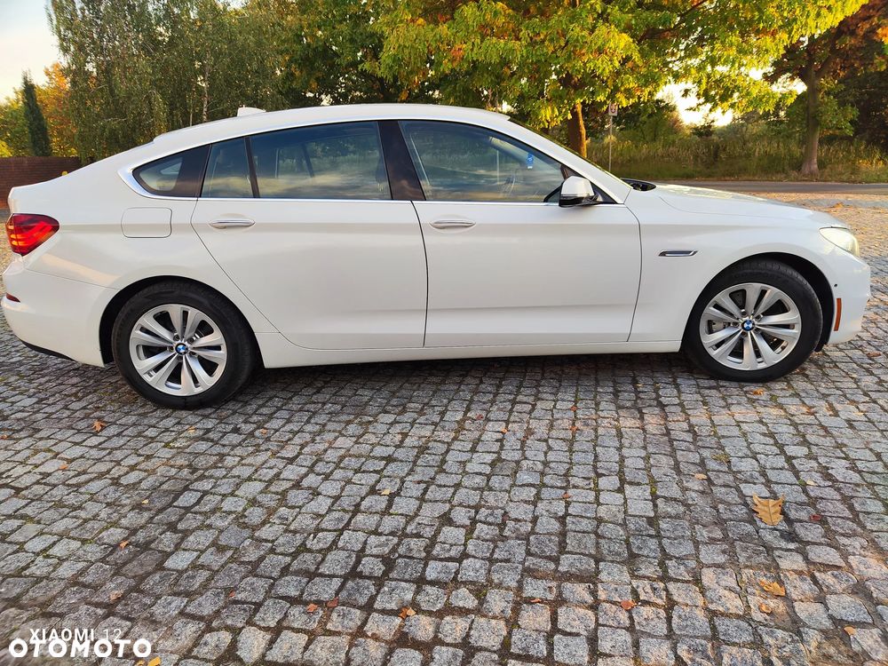 BMW 5GT - 5