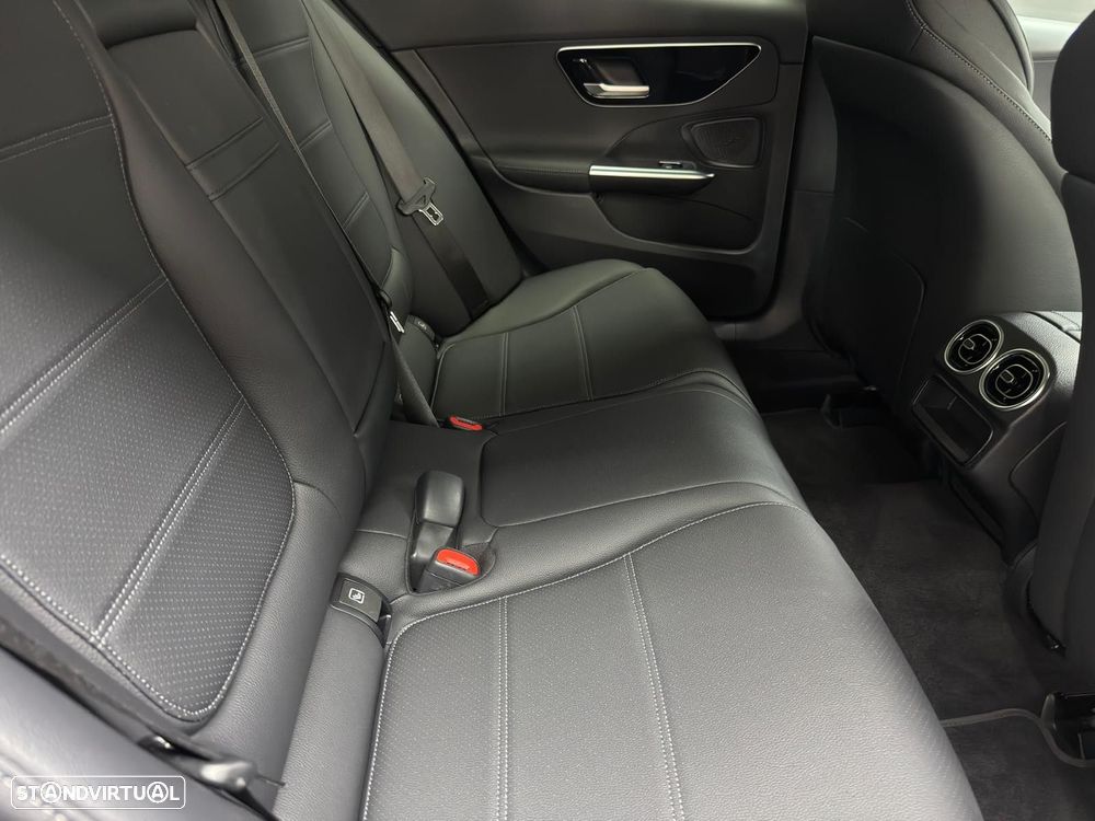 Mercedes-Benz C 300 e Avantgarde - 57