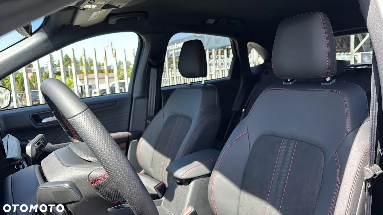 Ford Kuga - 9