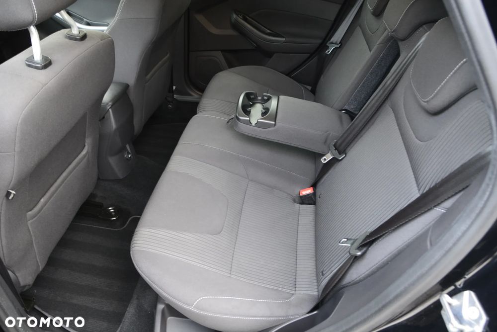 Ford Focus 1.6 EcoBoost Titanium - 29