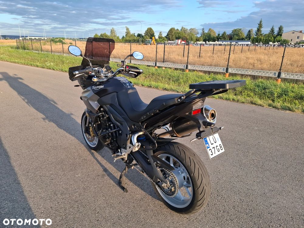 Triumph Tiger - 32