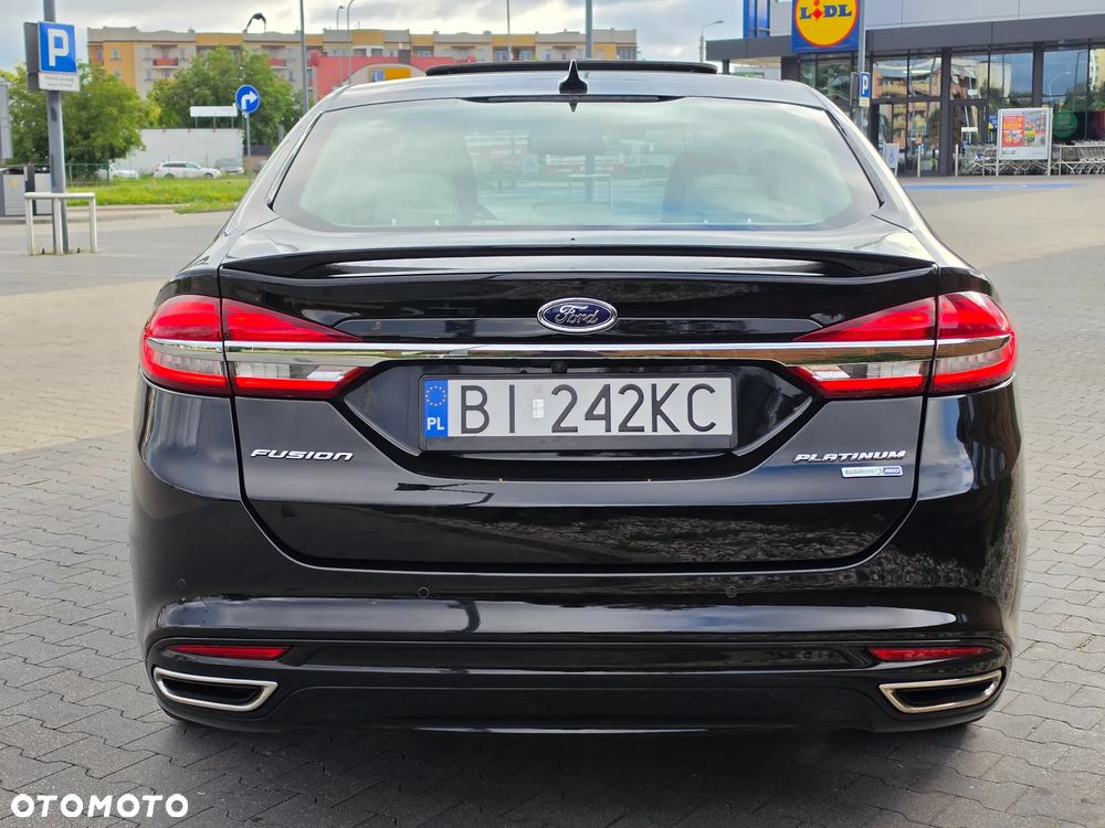 Ford Fusion - 5