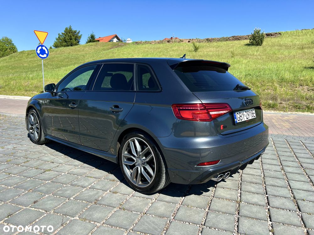 Audi S3 - 4