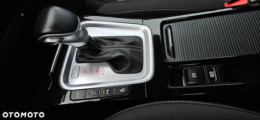 Kia Ceed 1.6 CRDi DCT GT Line - 17