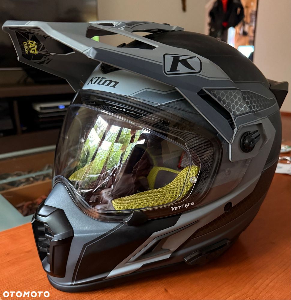 Kask Klim Krios Pro Carbon LG ARSENAL GRAY  + Dedykowany Interkom wysokiej klasy SENA 10U + Pilot Klim do interkomu - 1