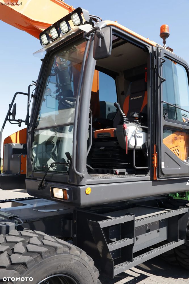 Doosan DX165W-5 - 24