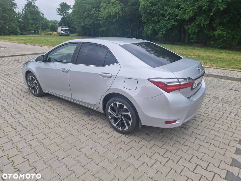 Toyota Corolla 1.6 Prestige - 3